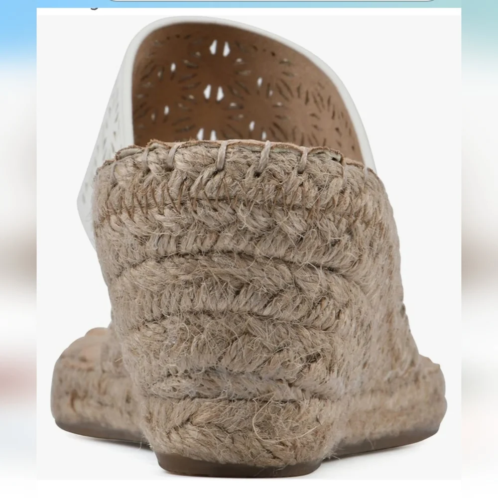 White Mountain Beaux Espadrilles White/Smooth Wedge Sandals Women's Size 9 NIB